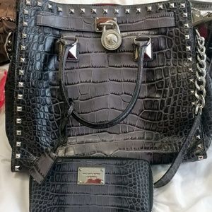 Michael Kors Leather Purse and Wallet